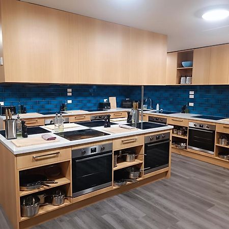 Urbanz Pansiyon Christchurch Dış mekan fotoğraf The kitchen at the University of New South Wales